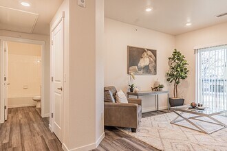 1091 Carr St in Lakewood, CO - Foto de edificio - Building Photo