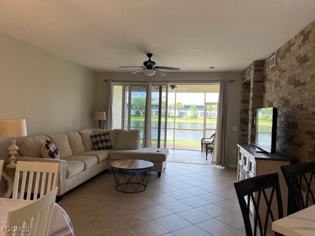 10130 Colonial Country Club Blvd in Ft. Myers, FL - Building Photo - Building Photo