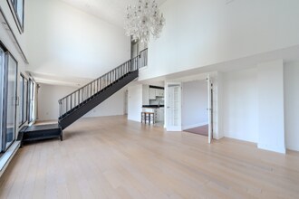 55 River Rd in Manchester, NH - Building Photo - Building Photo