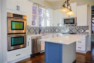 1127 Ashton Bluff Dr NE in Atlanta, GA - Building Photo - Building Photo