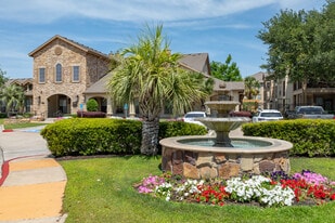 PARK AVENUE AT BOULDER CREEK in Houston, TX - Building Photo