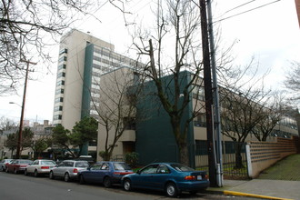 Northwest Tower in Portland, OR - Building Photo - Building Photo