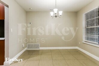 7560 Venetian St in Miramar, FL - Building Photo - Building Photo