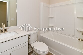 632 Shoemaker Ln in Clarksville, TN - Building Photo - Building Photo