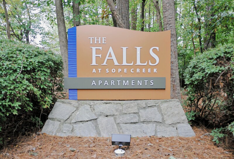 The Falls at Sope Creek Apartments Marietta, GA Apartments
