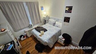 44 Kirkwood Rd in Boston, MA - Building Photo