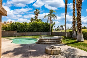 351 Augusta Dr in Palm Desert, CA - Building Photo - Building Photo
