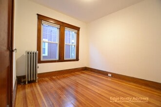 242 Lake St, Unit 1 in Boston, MA - Building Photo - Building Photo