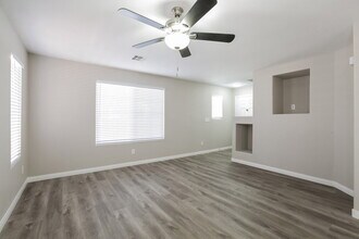 54 Belle Point Ave in Las Vegas, NV - Building Photo - Building Photo