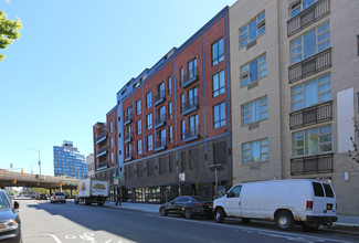 505 Union Ave in Brooklyn, NY - Foto de edificio - Building Photo