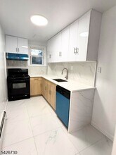 186 3rd St in Newark, NJ - Building Photo - Building Photo