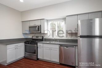 1310 Breeze St in Oceanside, CA - Building Photo - Building Photo