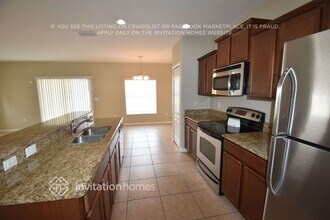 1015 Seminole Sky Dr in Ruskin, FL - Building Photo - Building Photo