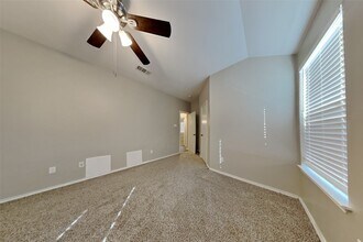 19710 Twisted Creek Dr in Tomball, TX - Building Photo - Building Photo