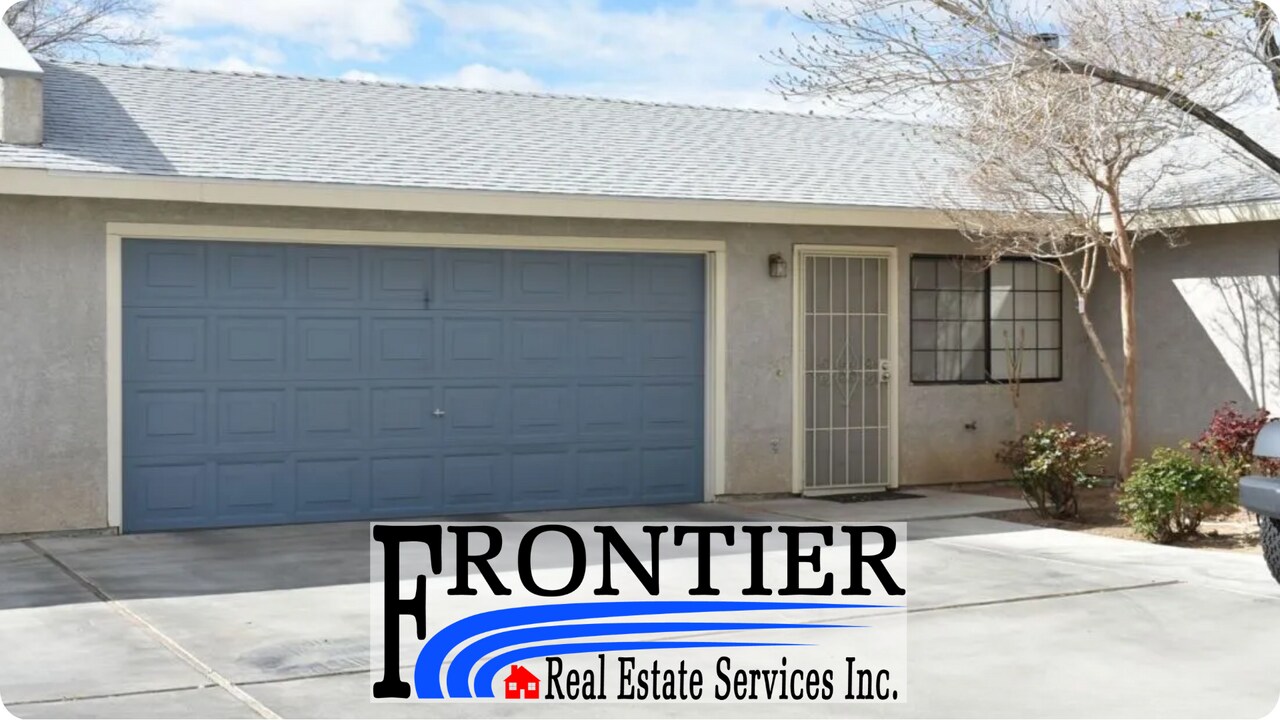 637 W Perdew Ave in Ridgecrest, CA - Building Photo