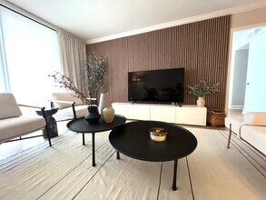 5555 Collins Ave, Unit 5555 collins avenue in Miami, FL - Building Photo - Building Photo