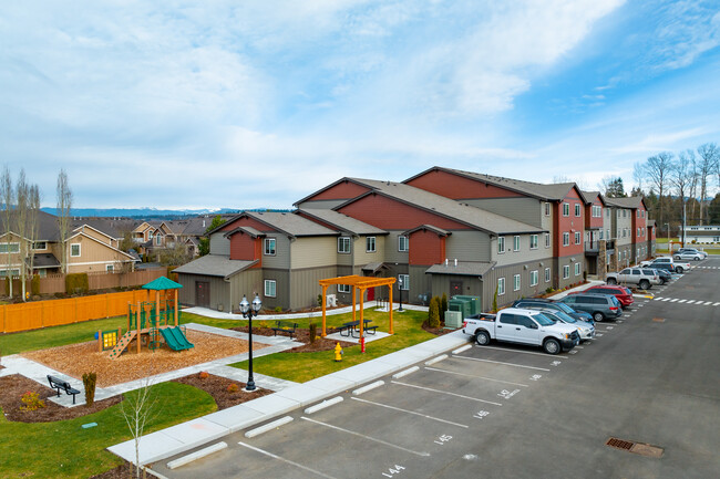 Remington Place Apartments in Marysville, WA - Building Photo - Building Photo