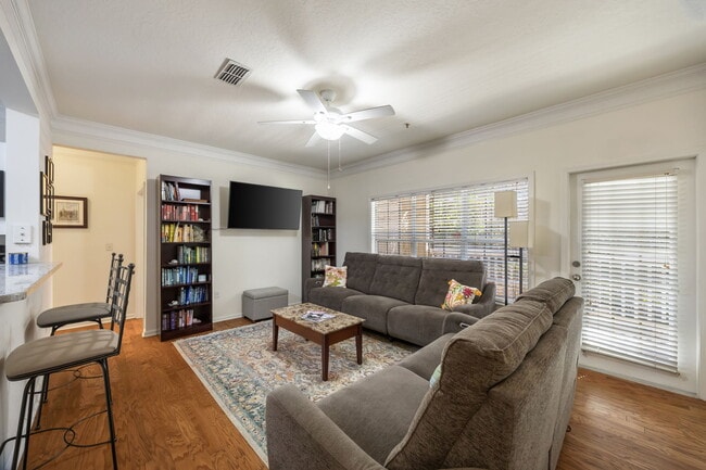 property at 4007 Westchester Rdg NE