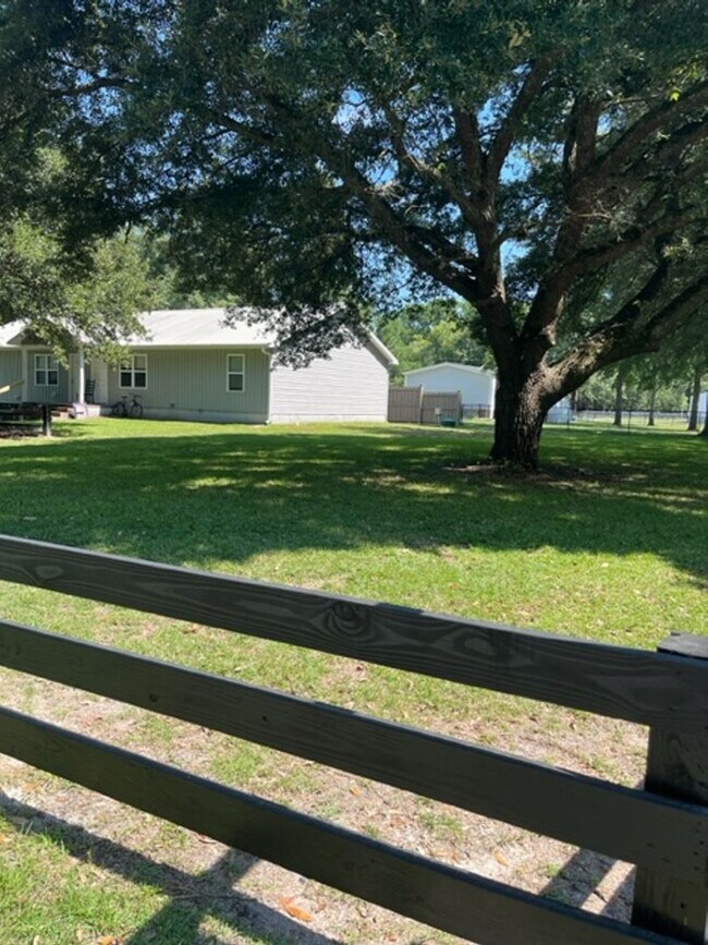 124 Summerlin Ln in Holly Ridge, NC - Building Photo - Building Photo