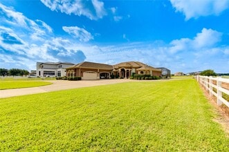 5942 Sagamore Bay Ln in Richmond, TX - Foto de edificio - Building Photo