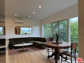 1811 Fanning St in Los Angeles, CA - Building Photo - Building Photo