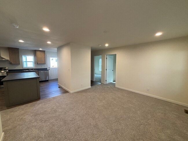 1512 Agape Way in Grants Pass, OR - Building Photo - Building Photo