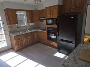 6100 W Washington St in Belleville, IL - Building Photo - Building Photo