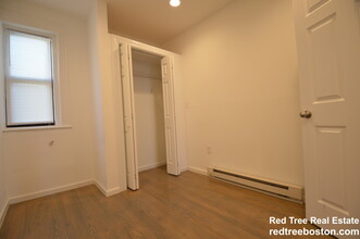 29 Peterborough St, Unit 11-8 in Boston, MA - Building Photo - Building Photo