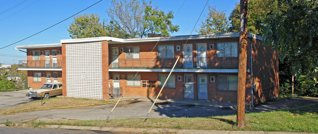 601 Ewing Rd in Kansas City, MO - Building Photo - Building Photo