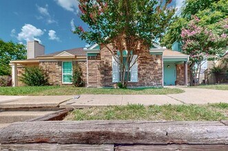 800 Lee St in Mesquite, TX - Building Photo - Building Photo