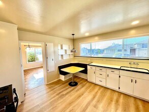 4000 Ocean Ave in San Francisco, CA - Building Photo - Building Photo