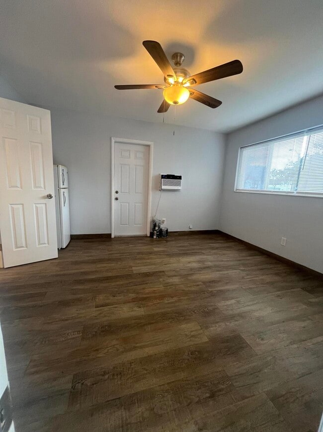property at 1421 SE 2nd St