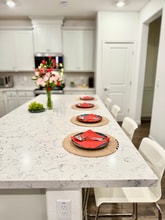 8245 Morning Star Wy in Elk Grove, CA - Foto de edificio - Building Photo