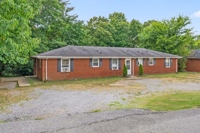 property at 470 Circle Dr