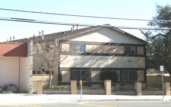 427 Ojai Rd in Santa Paula, CA - Building Photo - Building Photo