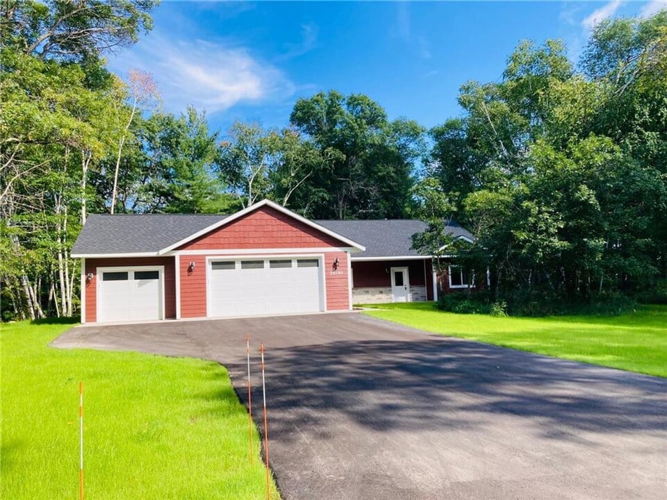 26190 Valentines Wy in Nisswa, MN - Building Photo