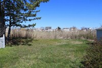 547 Caverly Dr in Brigantine, NJ - Foto de edificio - Building Photo