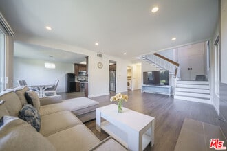 2040 Woodbriar Ct in Fullerton, CA - Building Photo - Building Photo