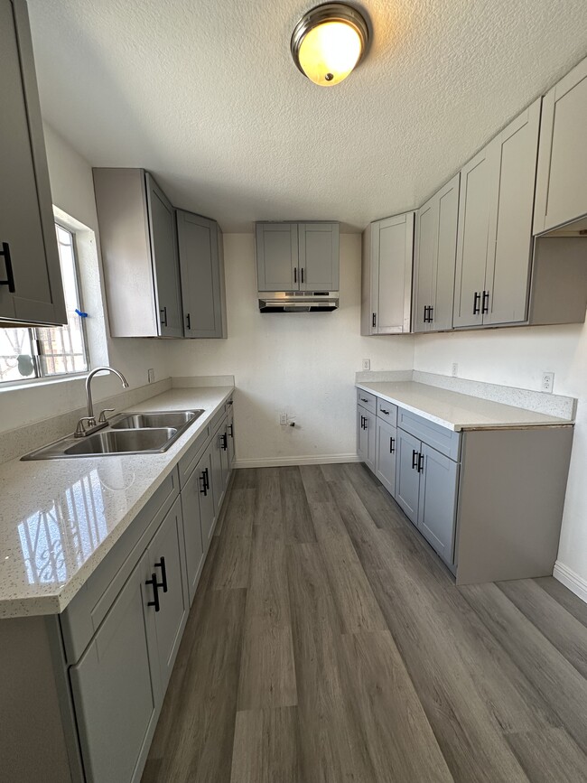 1503 W 85th St in Los Angeles, CA - Building Photo - Building Photo