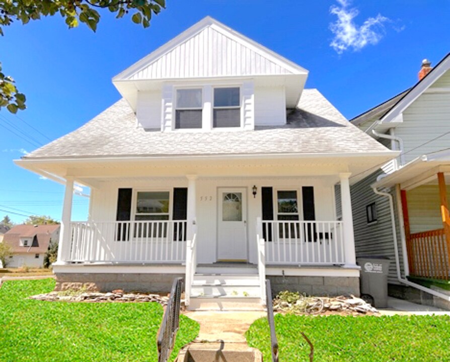 552 Carlton St in Toledo, OH - Building Photo