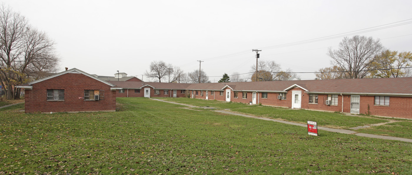 1135 Troy St in Dayton, OH - Building Photo