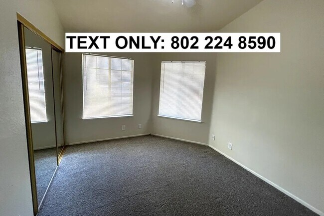 4555 Sungate Dr in Palmdale, CA - Building Photo - Building Photo