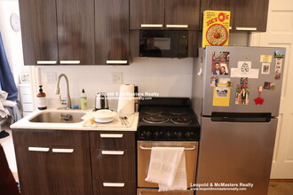 229 Newbury St, Unit 2 in Boston, MA - Building Photo - Building Photo