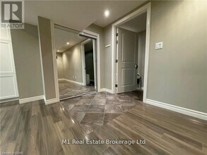 25 Promenade Rd in Guelph, ON - Building Photo - Building Photo