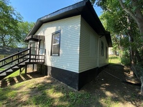 127 S Judd St in Sioux City, IA - Building Photo - Building Photo