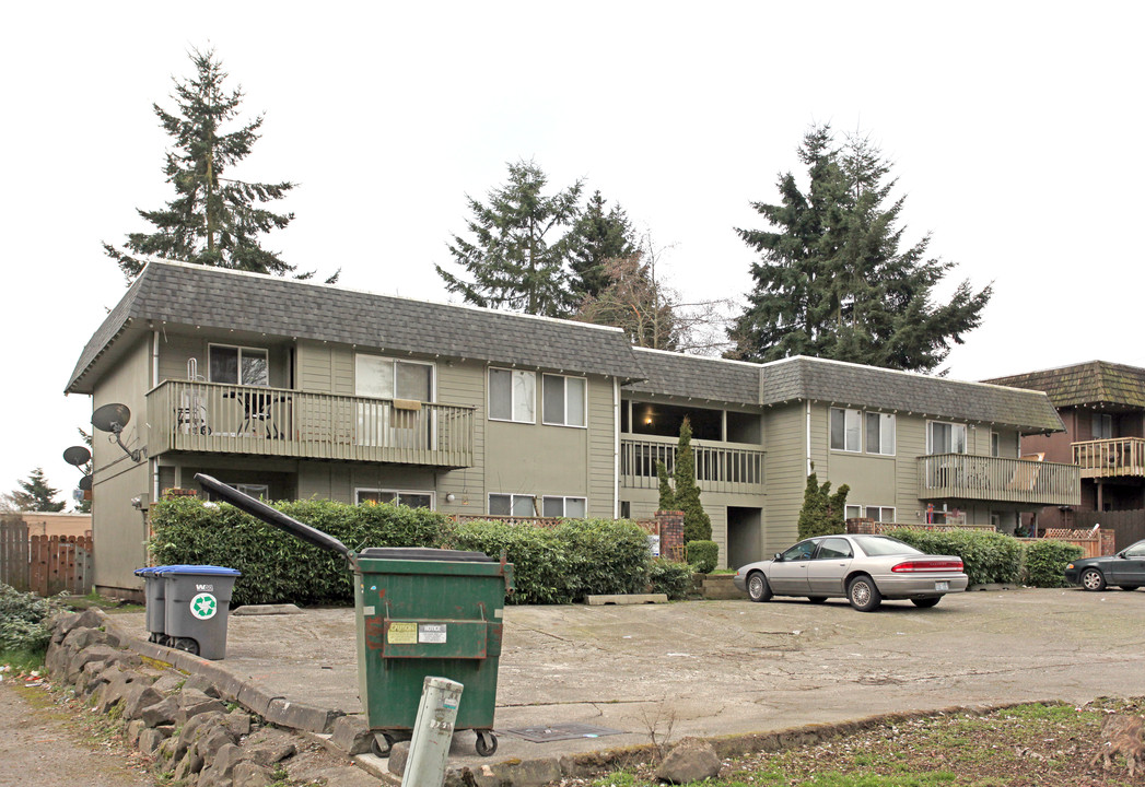 1727 S 305th Pl in Federal Way, WA - Foto de edificio