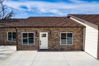1291 N Curtis Ct in Wichita, KS - Building Photo - Building Photo