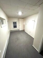 133 Meadville St, Unit D in Edinboro, PA - Foto de edificio - Building Photo