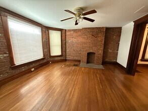 1360 S High St in Columbus, OH - Building Photo - Building Photo