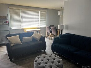 27 N Rte 303 in Congers, NY - Building Photo - Building Photo